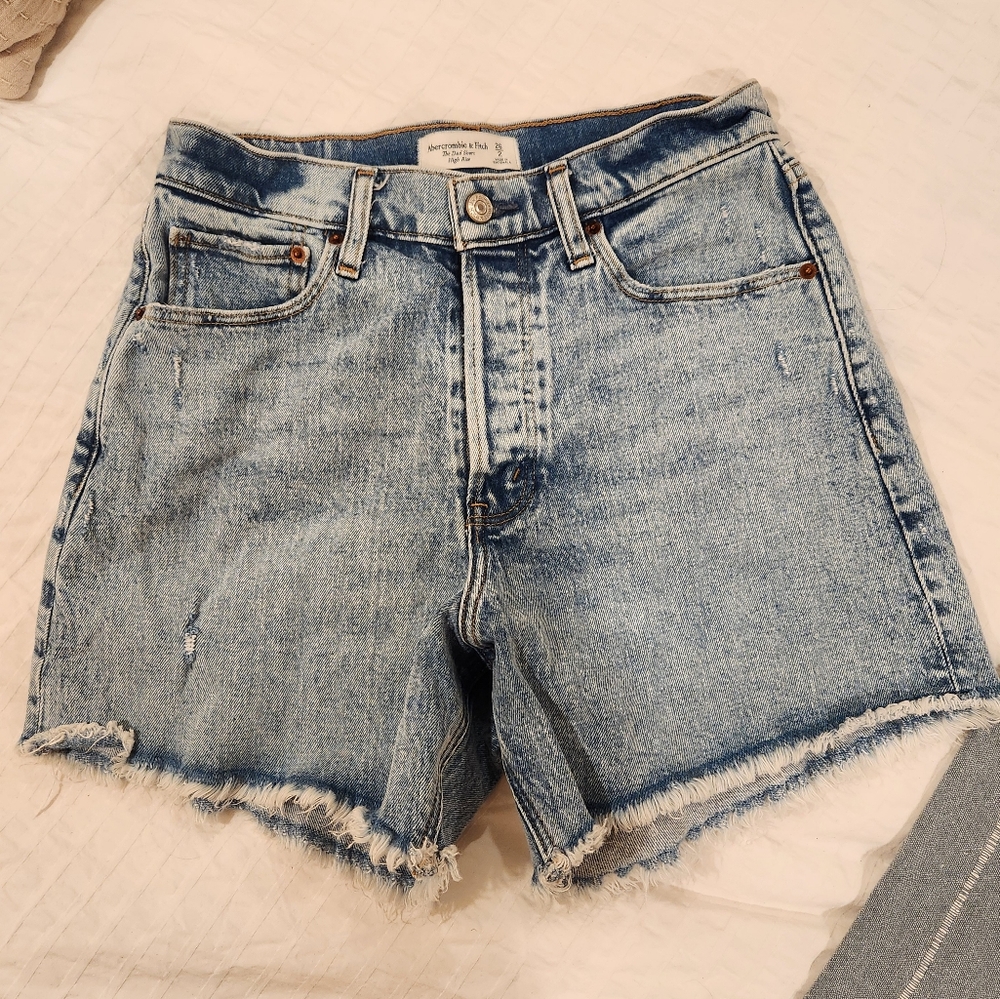 Abercrombie High-Rise Dad Short